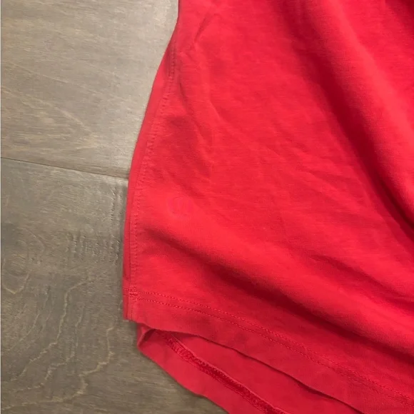 Lululemon Canada Olympic Red Tee - Picture 6 of 7